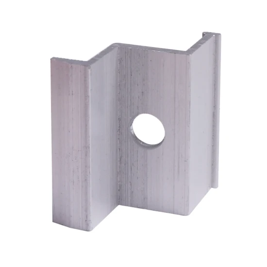 Profilo estruso in alluminio per dissipatori di calore con raffreddamento a liquido.  Dissipatore in alluminio /6061, 6063 estruso
